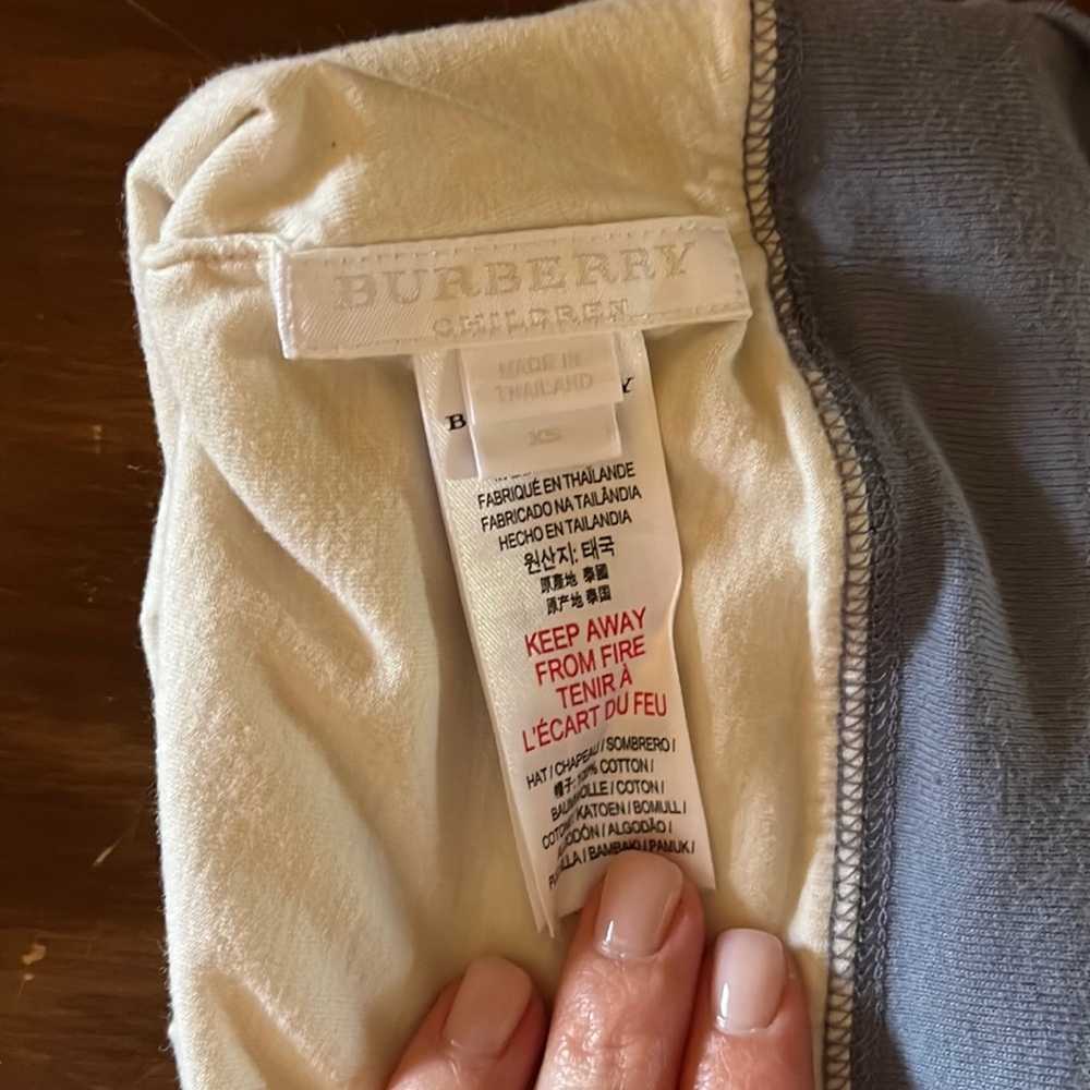 Very cute and soft Burberry beanie, unisex, boy, or a girl